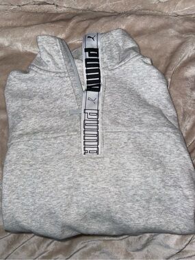 Puma sweater